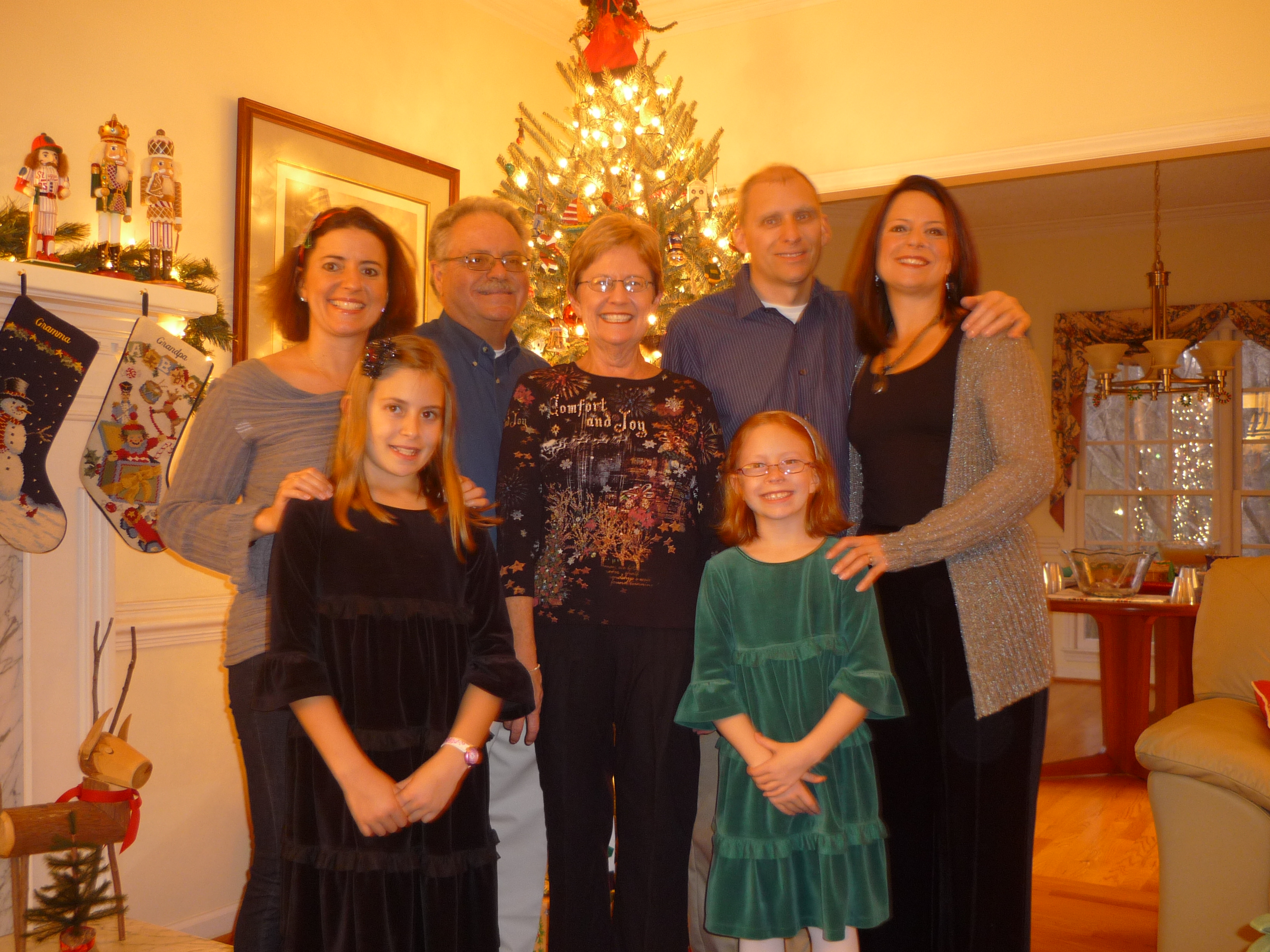 FamilyChristmas.jpg