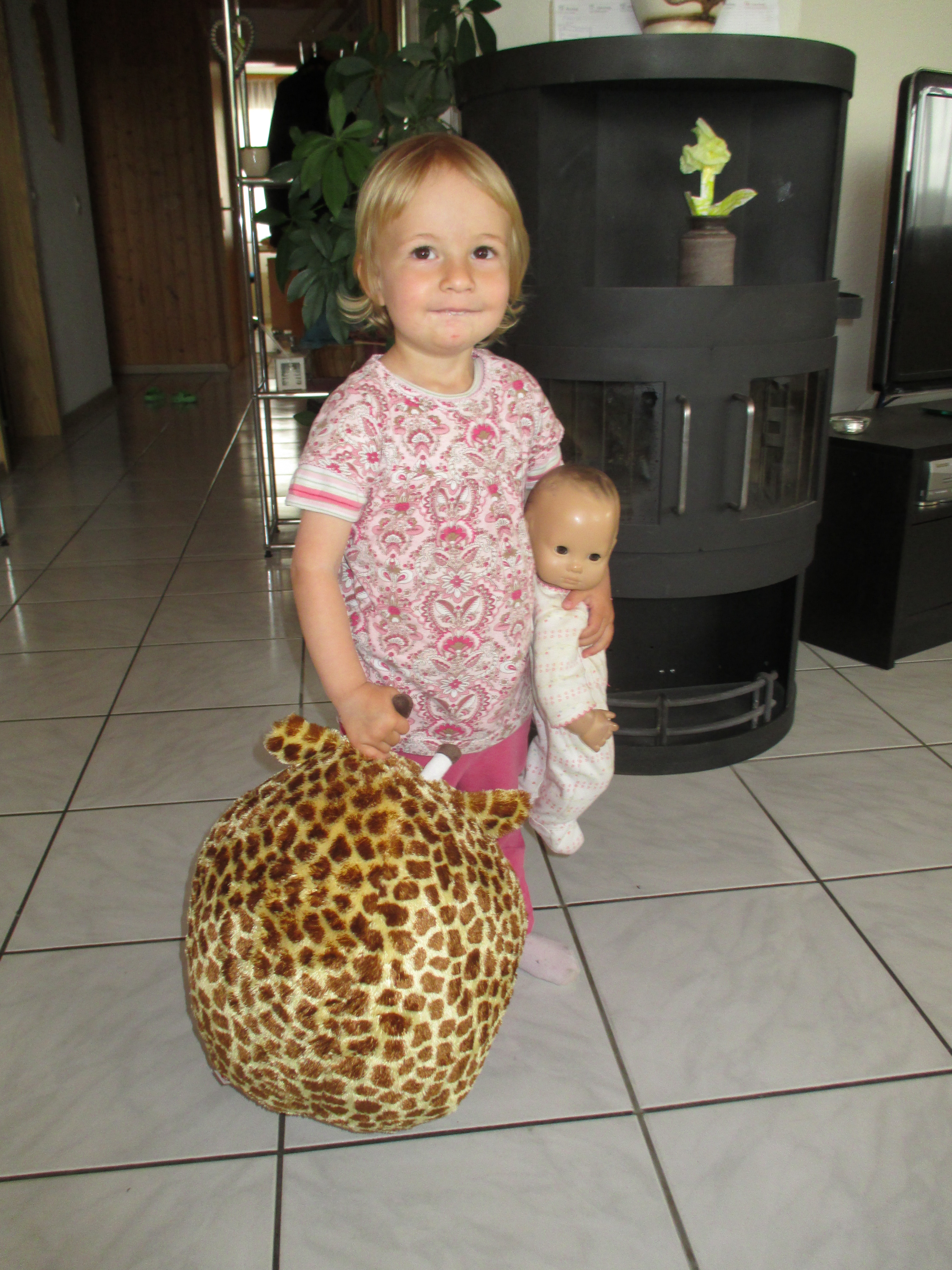 Mybabyandmymonsterli.jpg