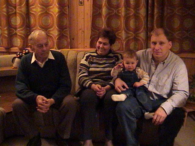 4Generationen.jpg