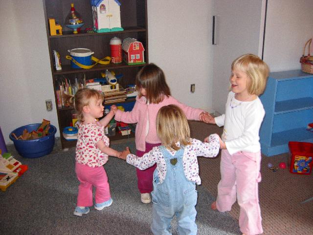 Ring around the rosie