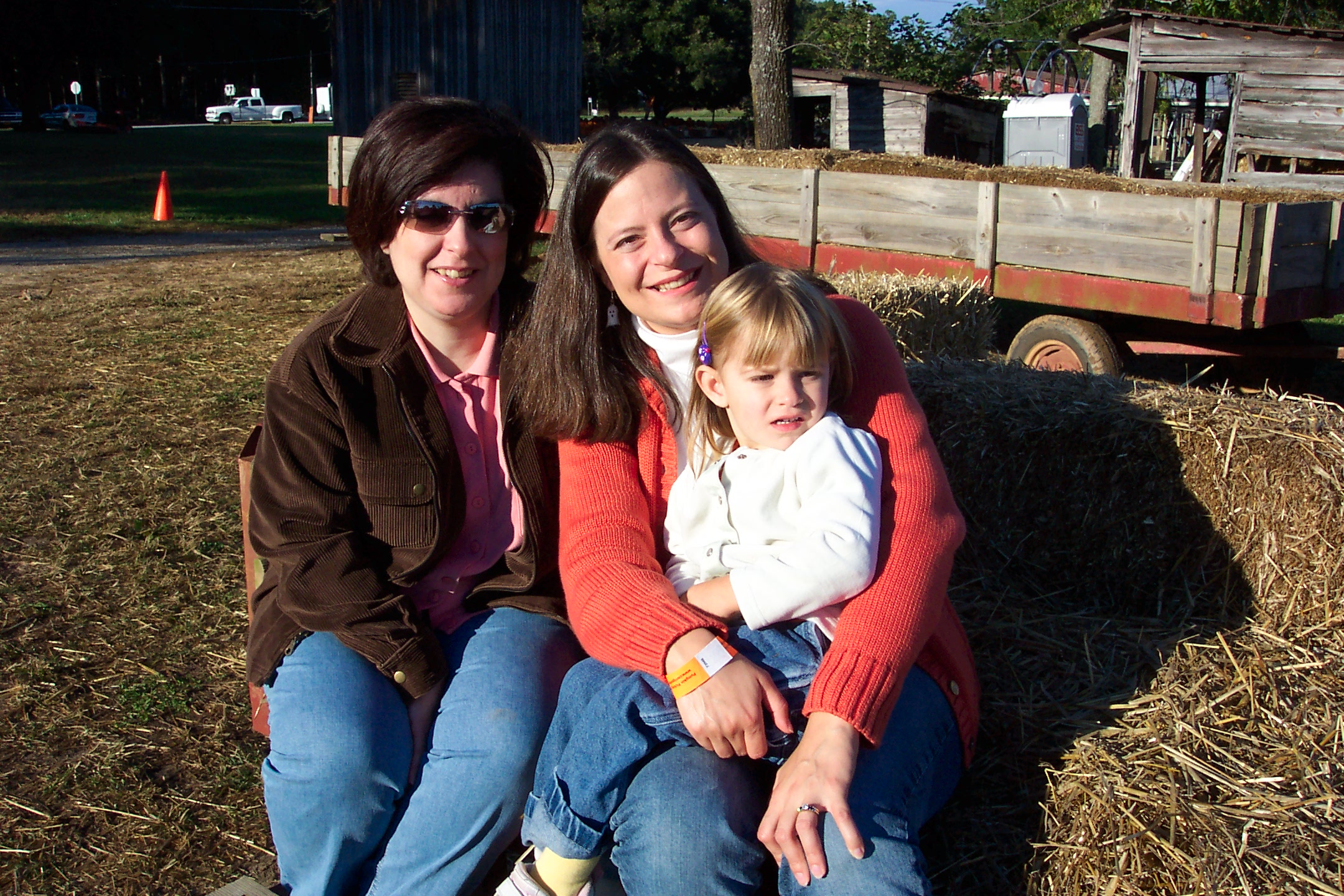 HayridewithCousinDonna.jpg