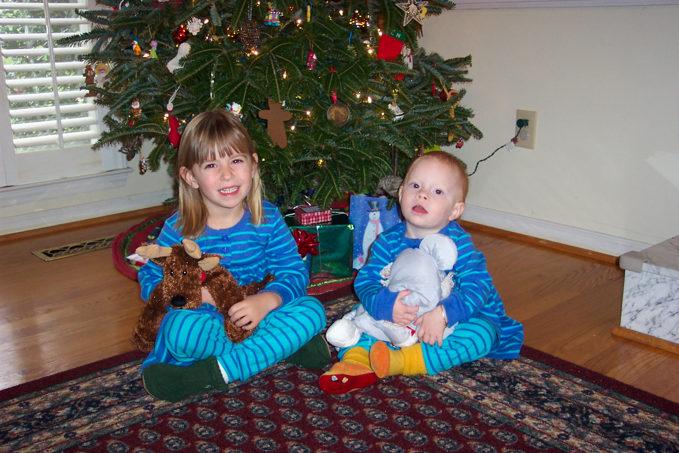 Tistheseason.jpg