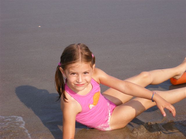 Beachbabe.jpg