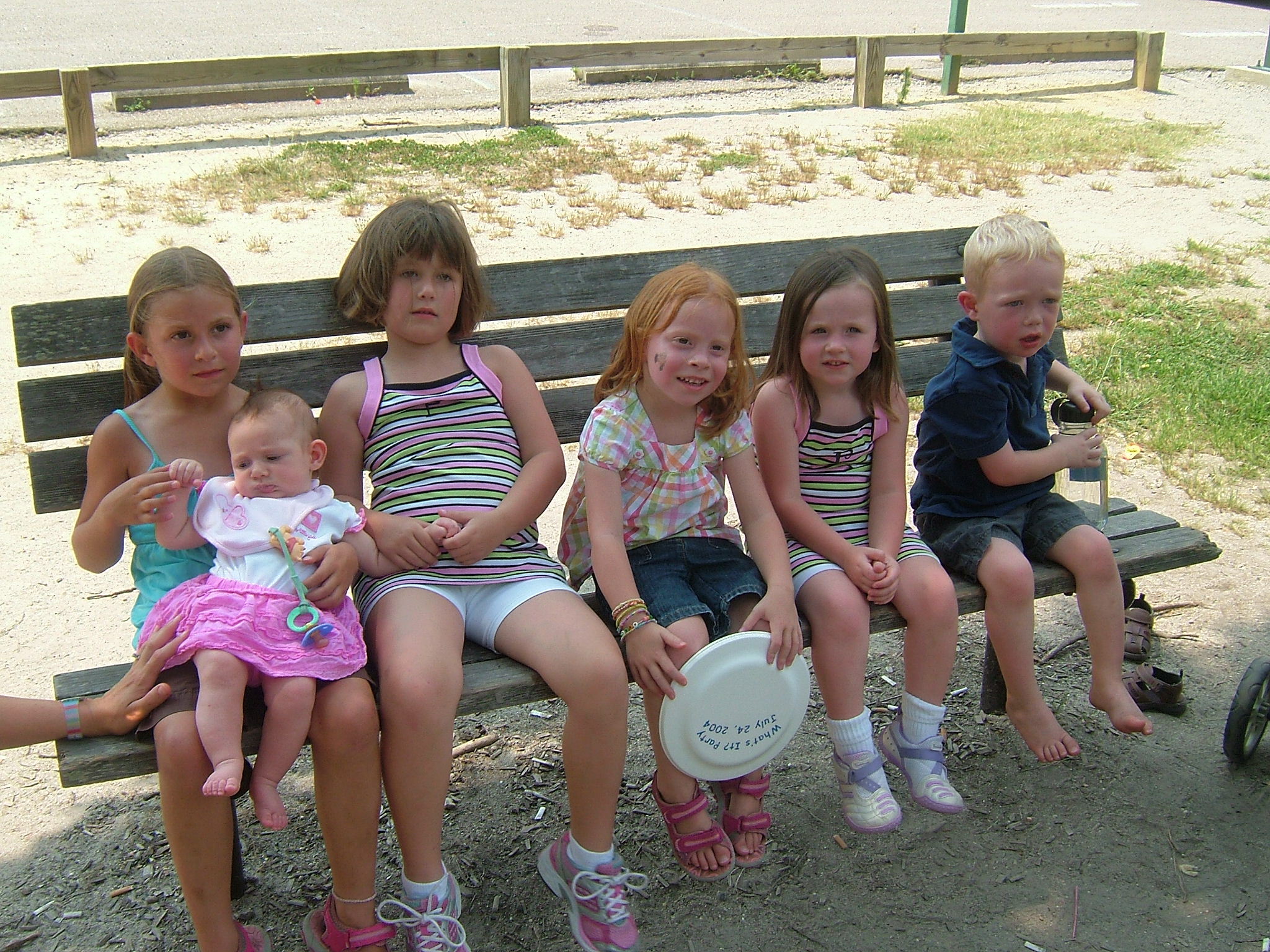 Lotsofkids.jpg