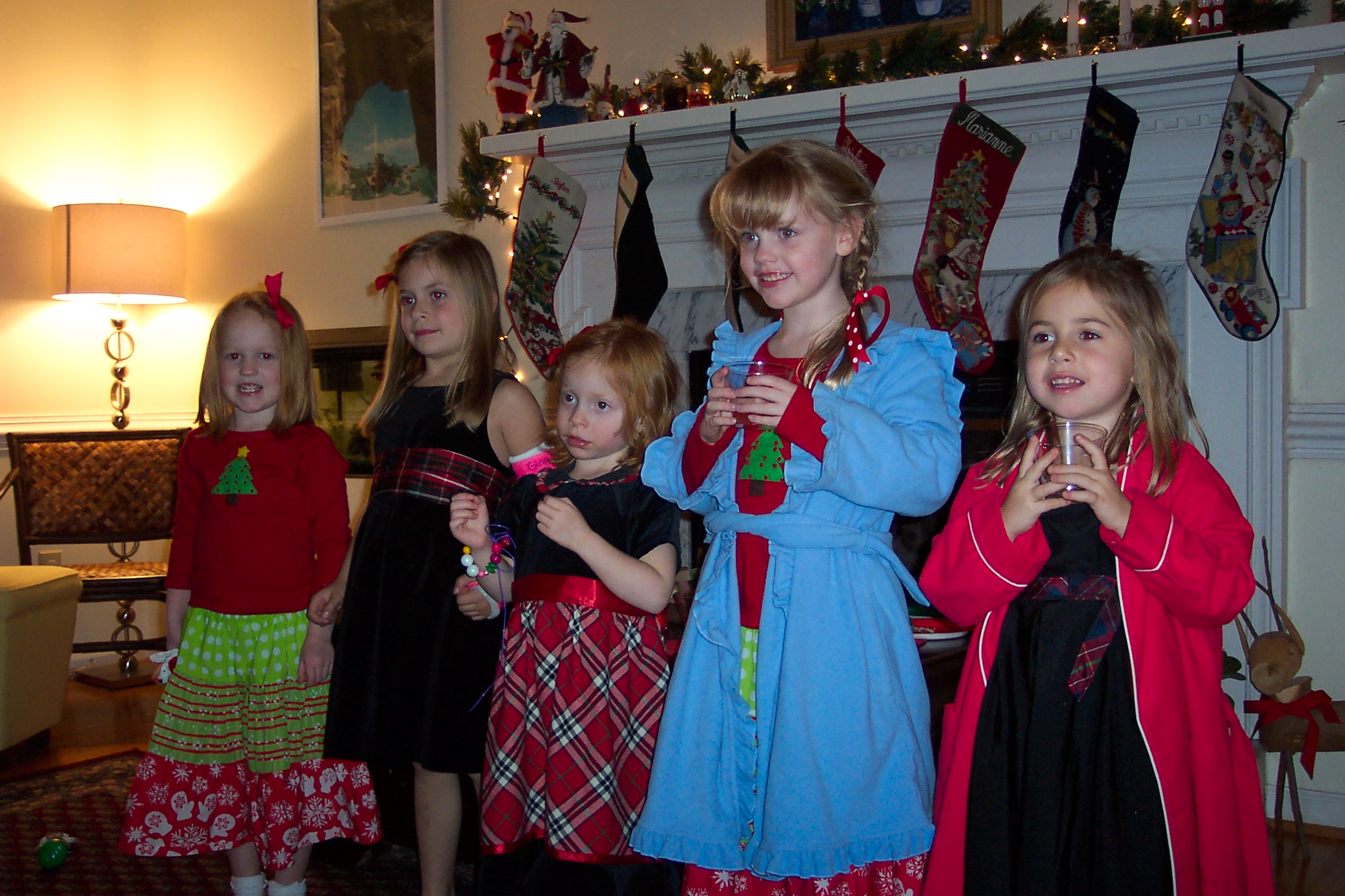 Partygirls.jpg