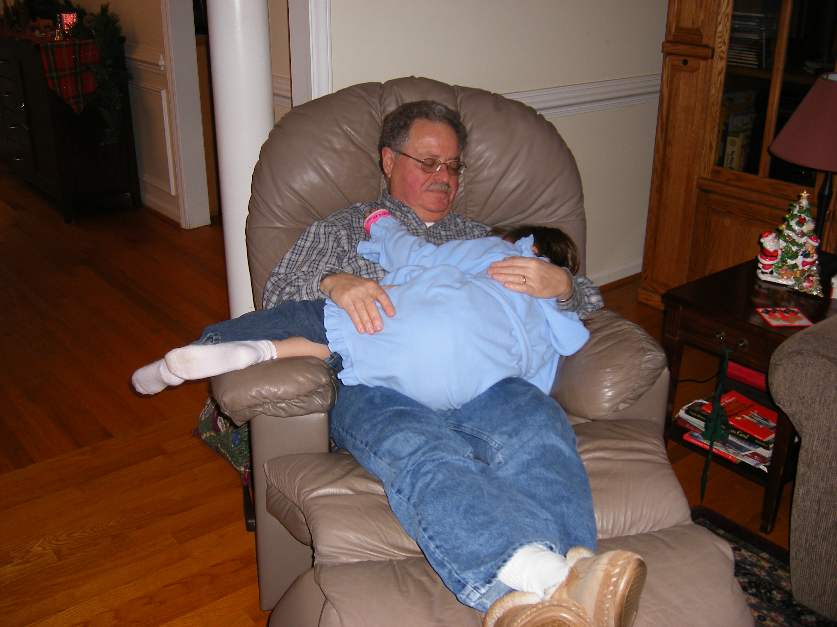 Sleepinggirl.jpg