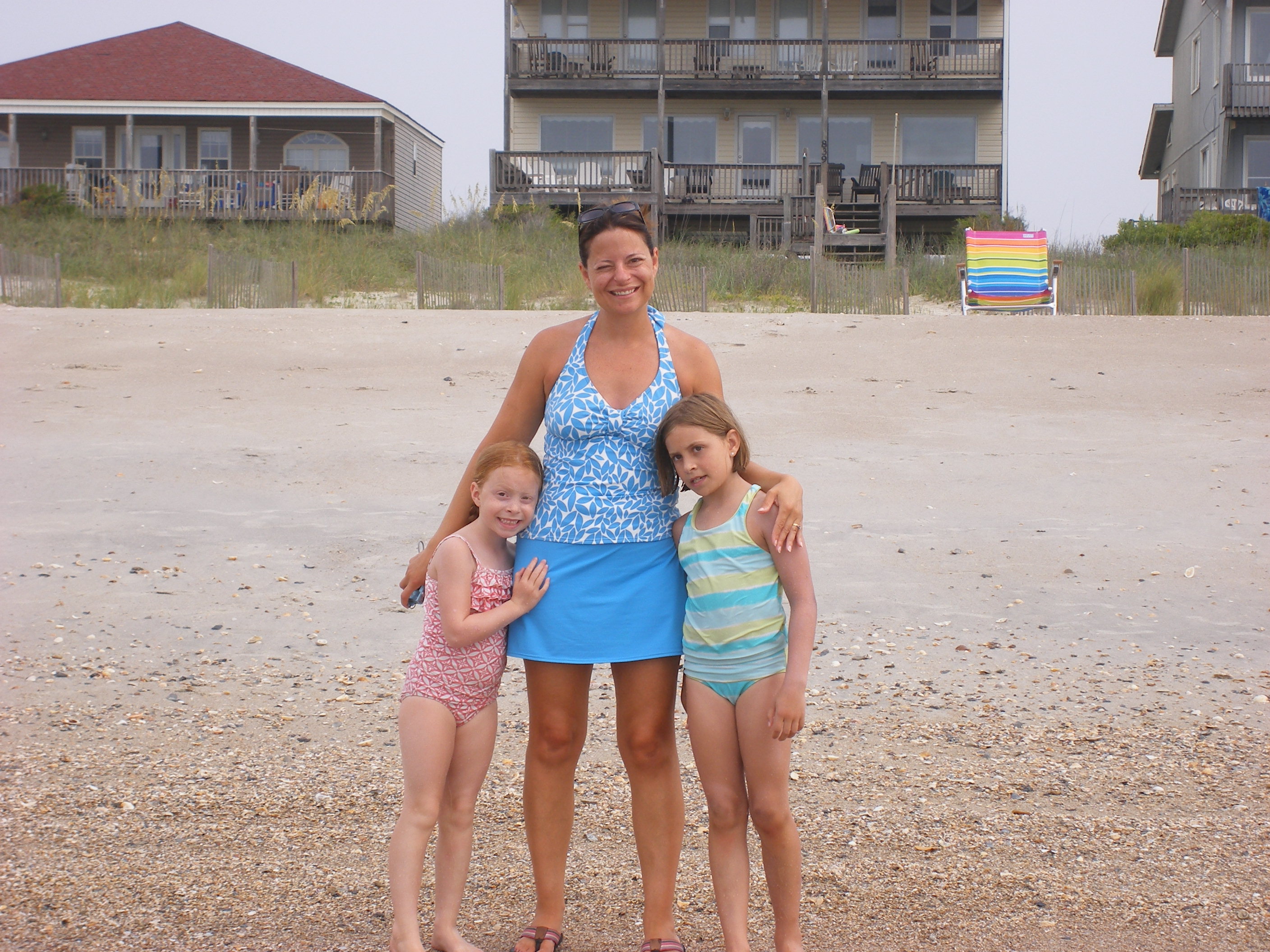 Momandgirls.jpg