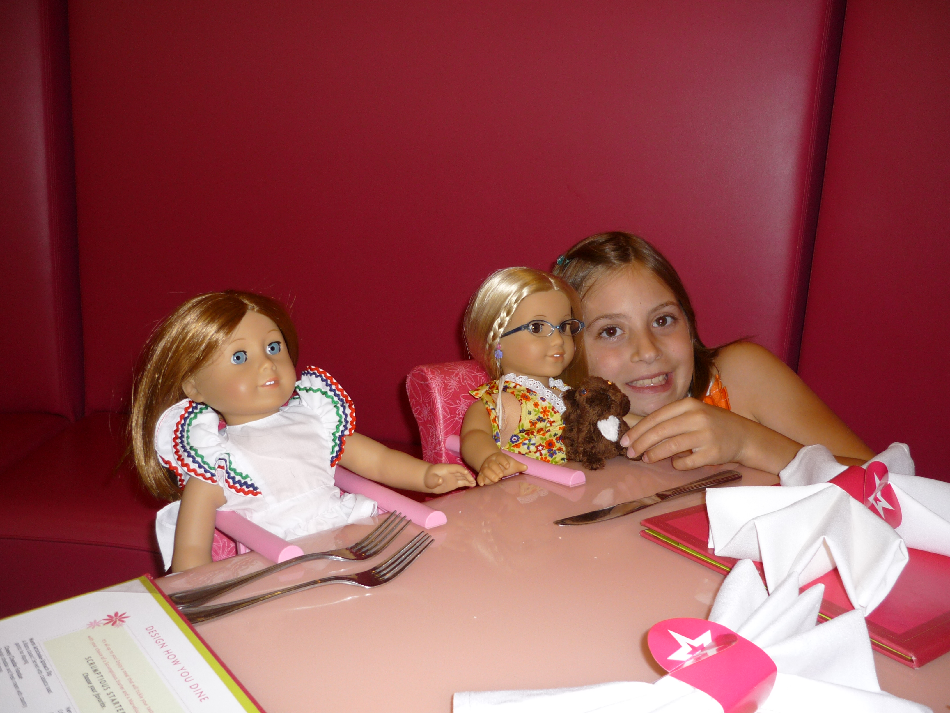 Dinnerwithmygirls.jpg