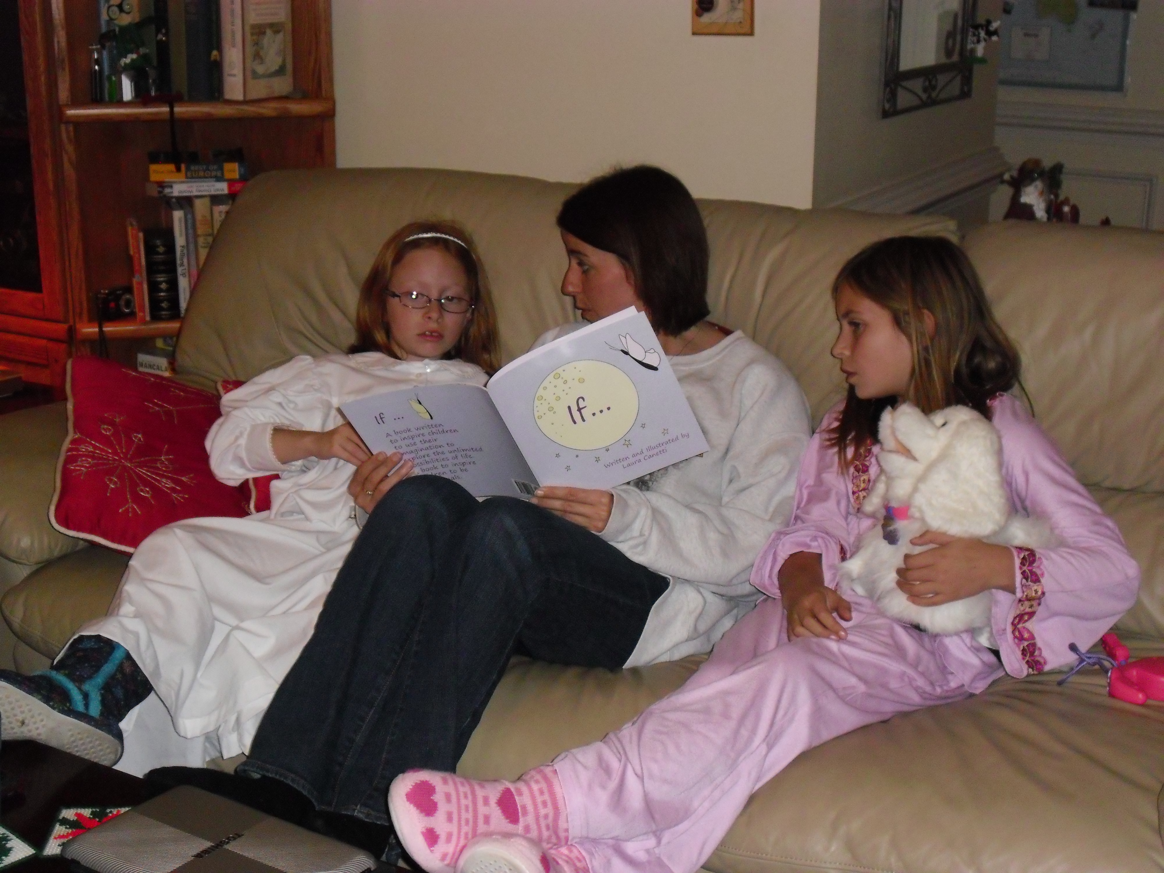 ReadingwithAuntMarianne.jpg