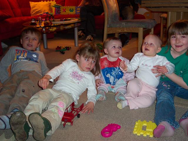 5 squirmy cousins