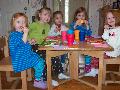 Lunchingwithfriends.jpg