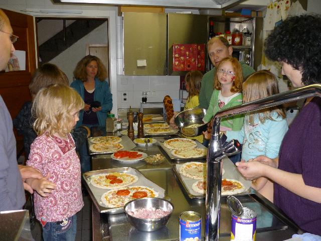 Making pizza