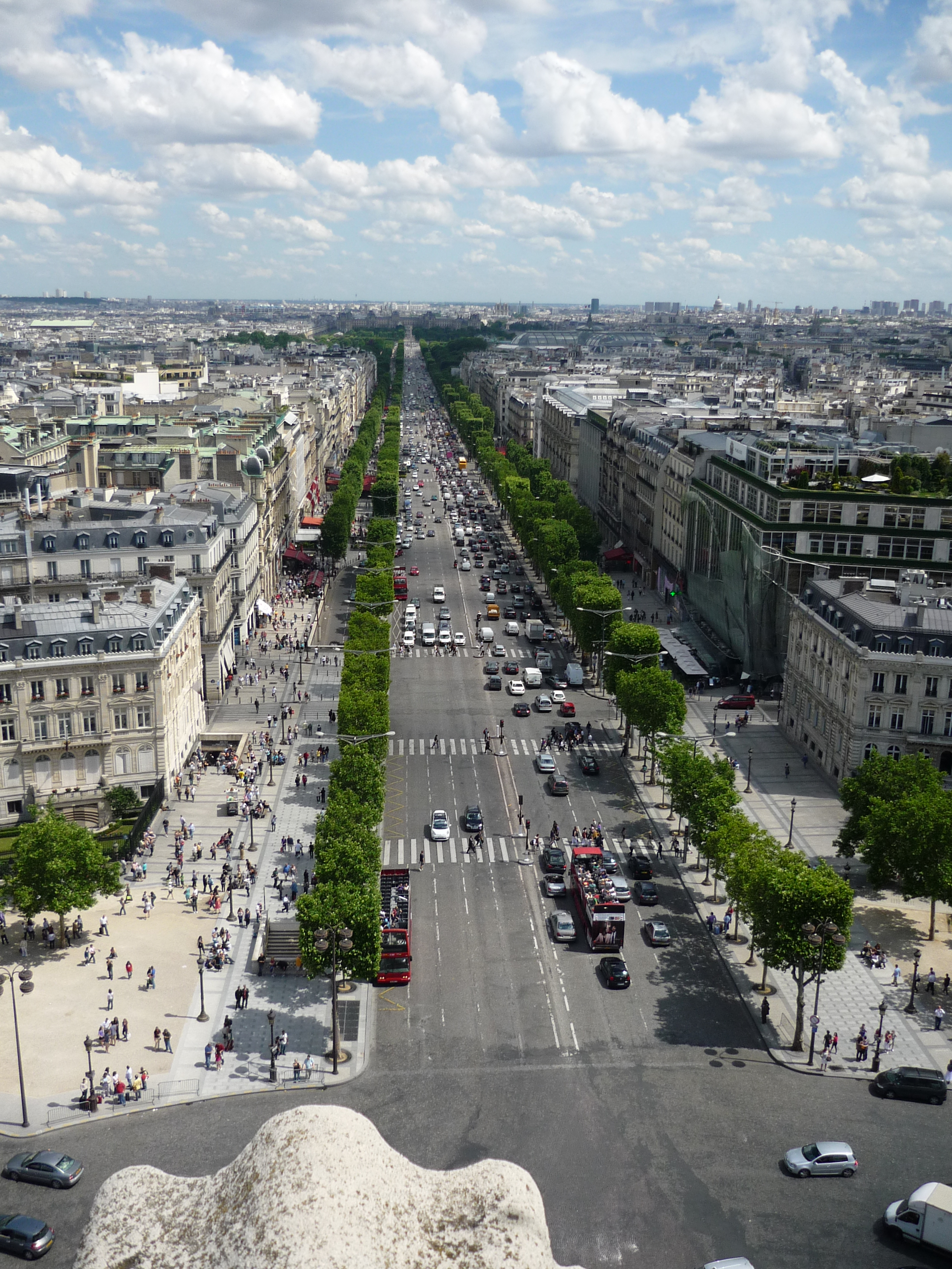 ChampsElysees.jpg